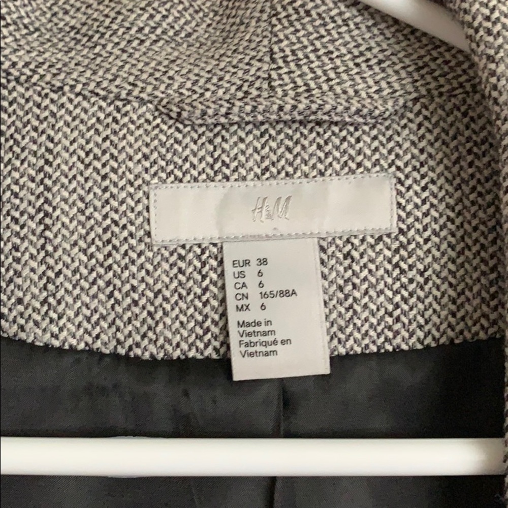H&M blazer - Picture 3 of 7